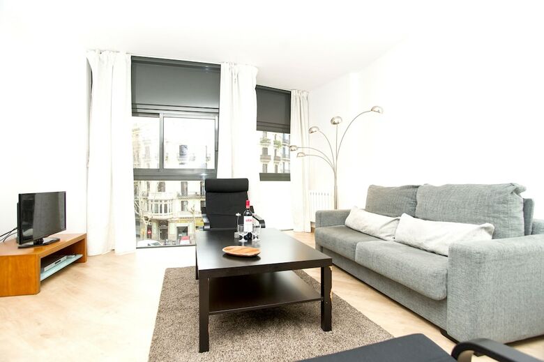 Apartamentos Rentbcn Arc De Triomf