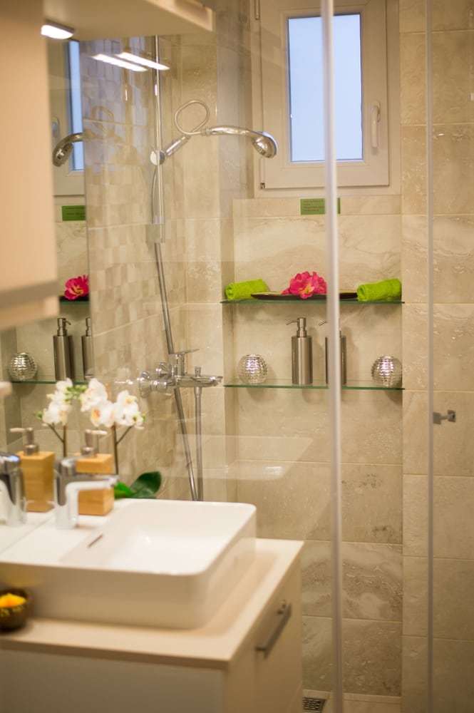 Apartamentos First Floor Flat - Adults Only