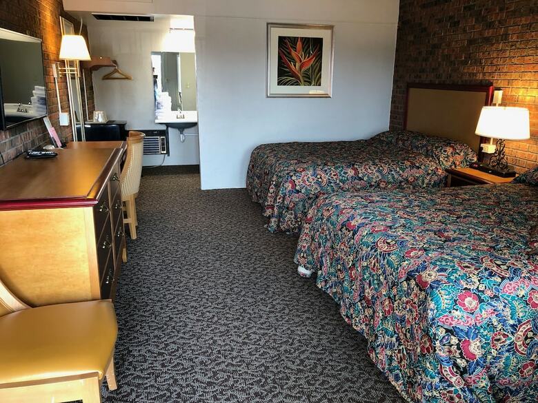 Hotel Dunes Inn