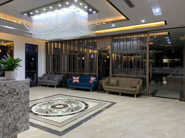 Hotel Emma