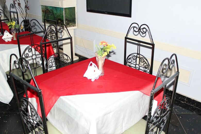 Gorsben Royal Lodge Hotel