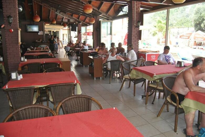 Hotel Club Ekinci Palace