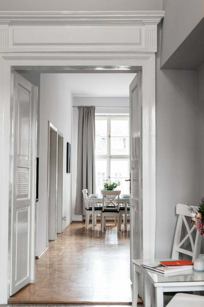 Square Apartment By Loft Affair
