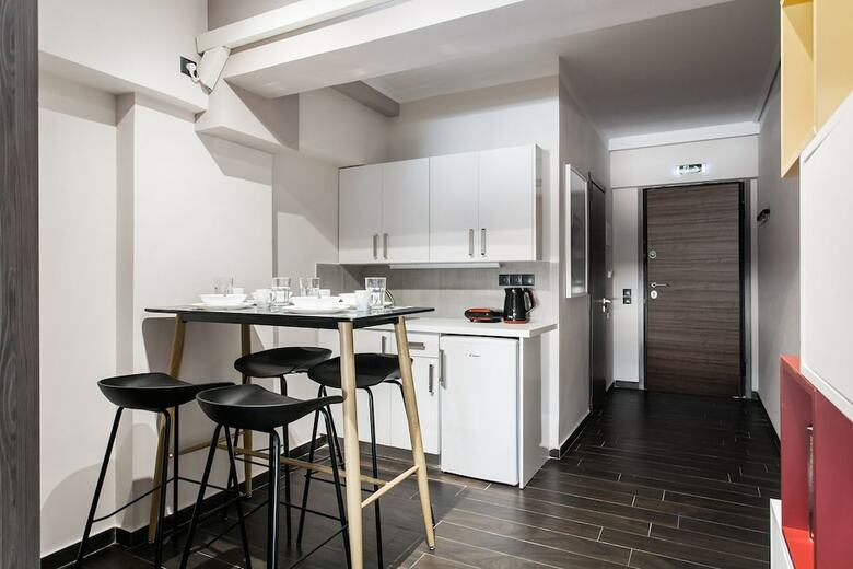 Apartamentos Athenian Downtown Studios By Livin Urbban