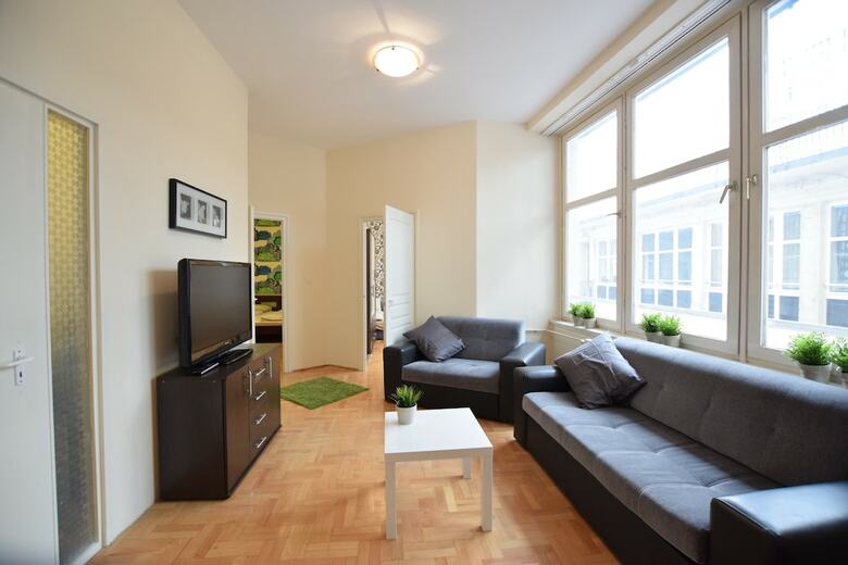 Budget Apartment By Hi5 - Feh�rhaj�