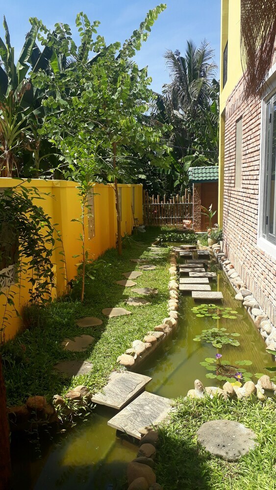 Hotel Pink Tulip Hoi An