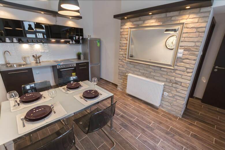 Luxury Apartment By Hi5 -v�rosh�z Suite