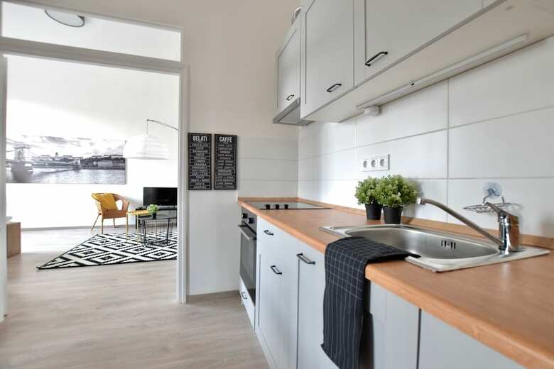 Standard Apartment By Hi5 - Bazilika Suite