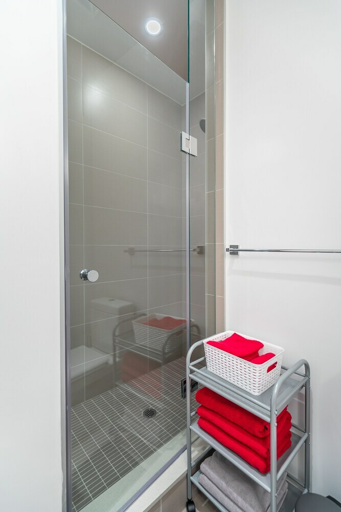 Simply Comfort Charming Yorkville Condos