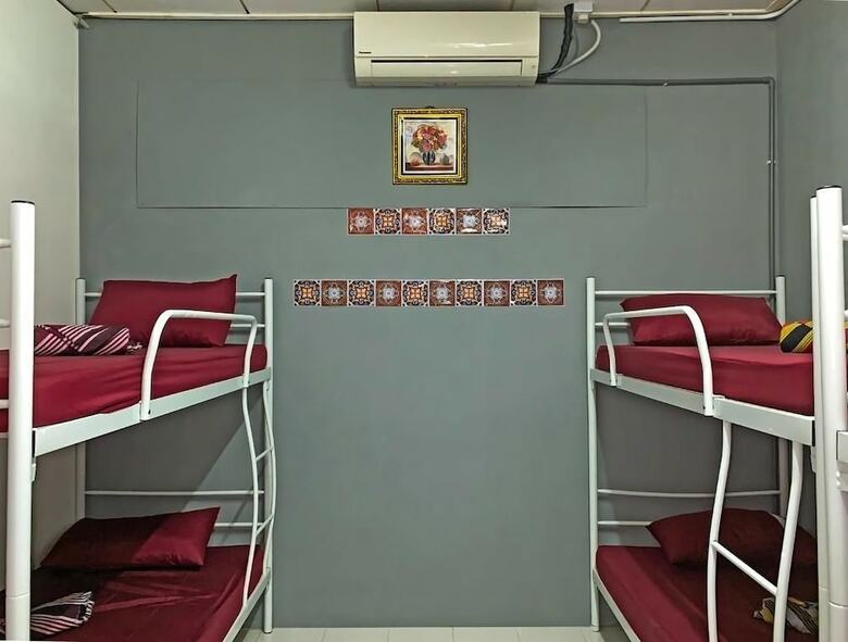 Hostal Aleesya Hostel