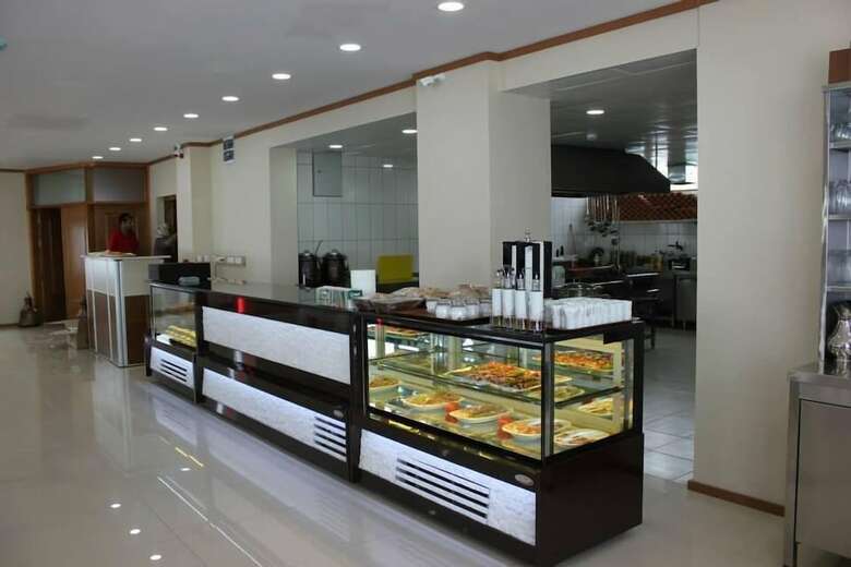 Aymeydani Hotel