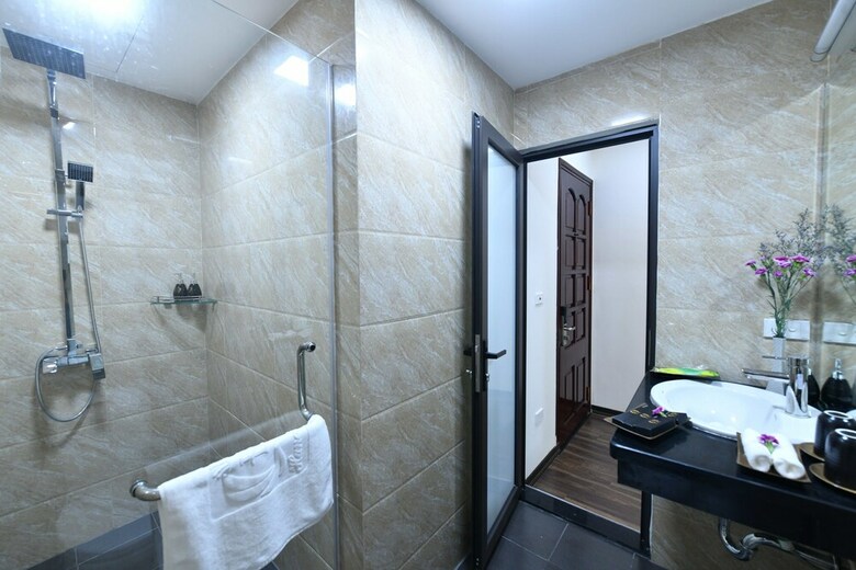 Hanoi Elpis Grand Hotel