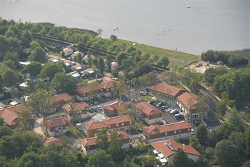 Lagrange Confort + Les Terrasses Du Lac