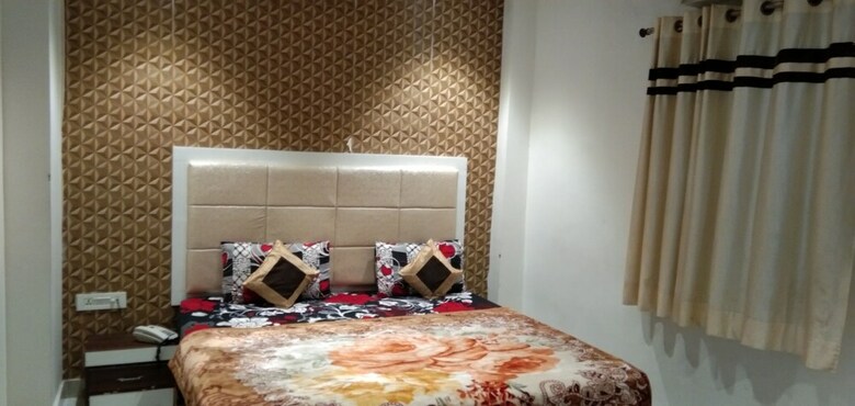 Hotel Grand S M Regency