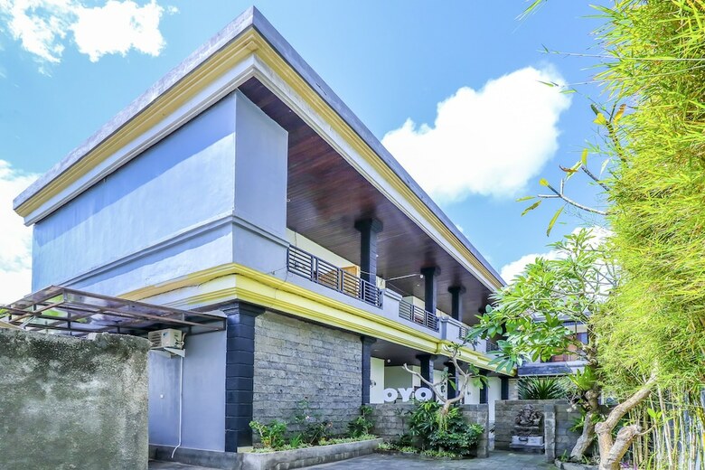 Hostal Oyo 1193 Asri House