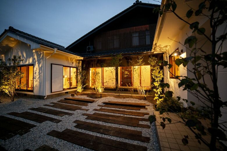 Hotel Cafe & Stay Castana