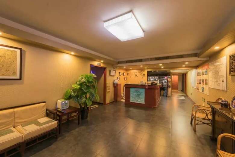 Happy Dragon Rj Brown Hotel