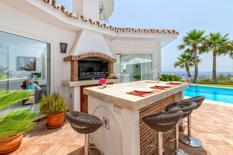 Solaga - Villa Media Luna