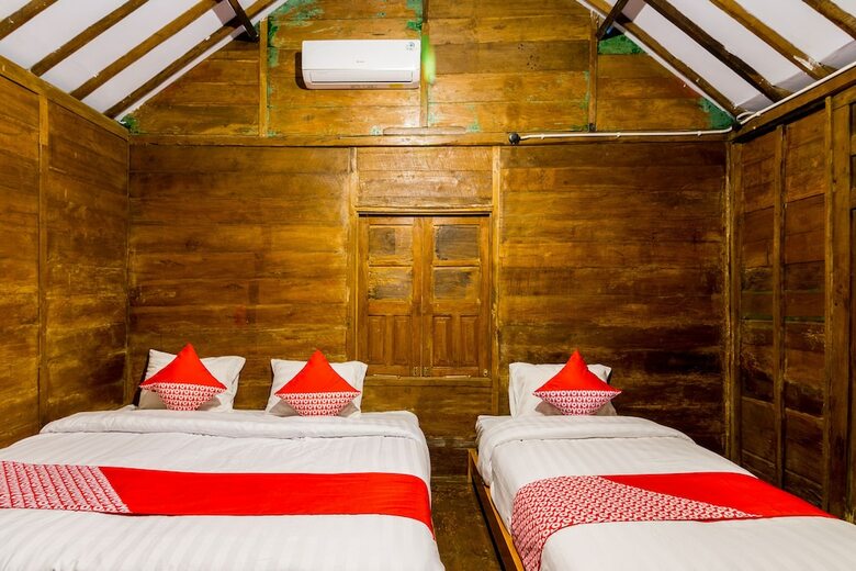 Hostal Oyo 1304 Roemah Gladak Kebon Sidoluhur
