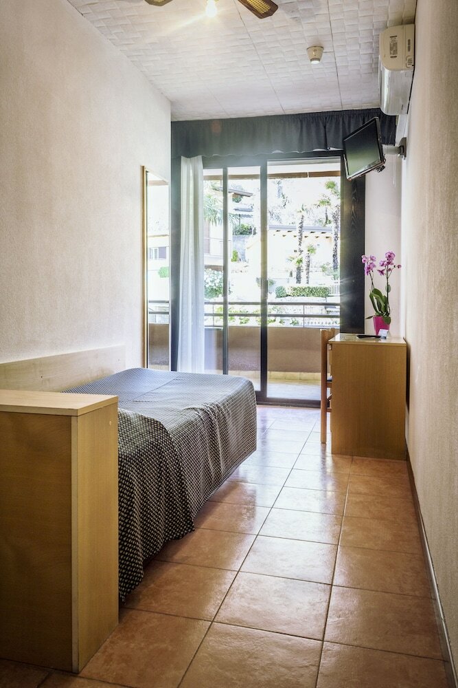 Hotel Saturno