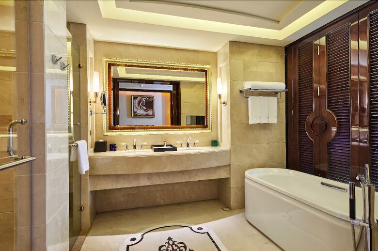 Sanya Tangla Yaxiu Hotel