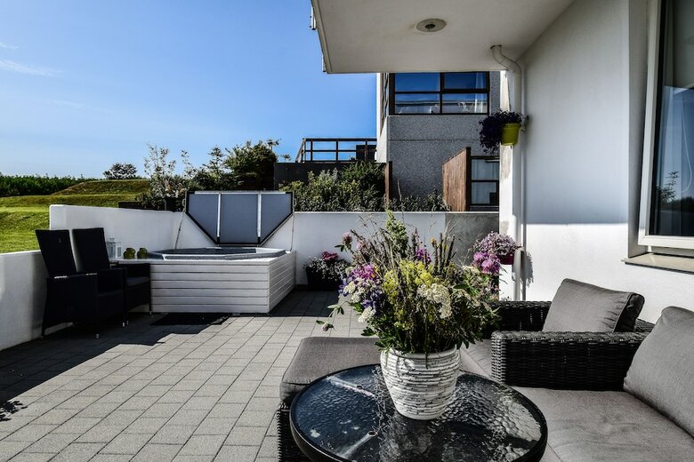 Apartamentos House �1