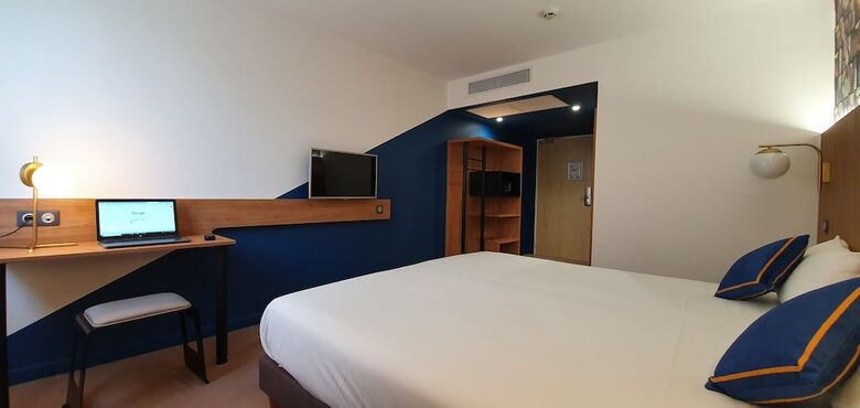 Hotel Kyriad Aix Les Milles - Plan de Campagne