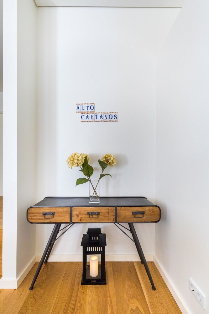 Designer Apartment In Pitoresque Quarter