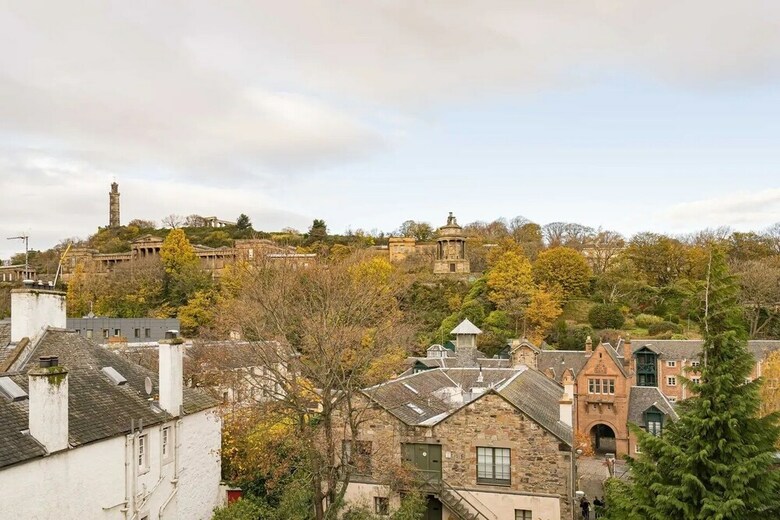 Royal Mile 2br Apartment Private Balcony