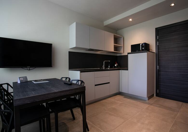 Astoria Living Apartments