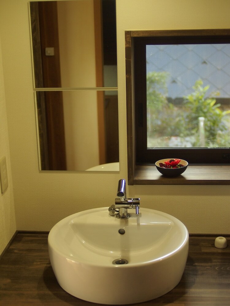 Hotel Bishamon House