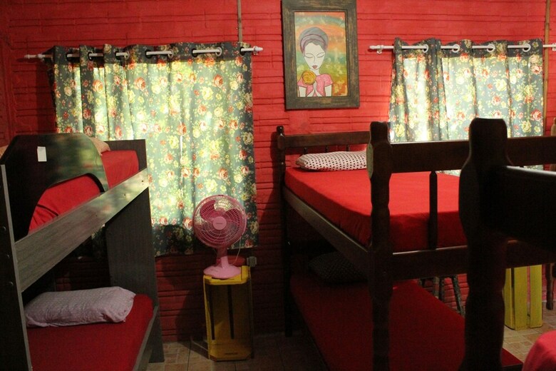 Hostal Hostel Casamarela
