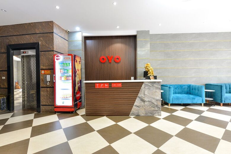 Oyo 276 Bh Hotel
