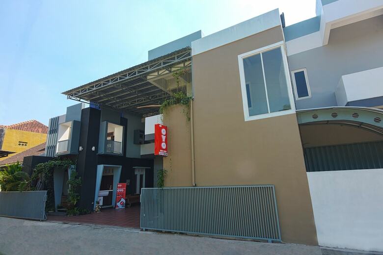 Hotel Oyo 1336 Omah Sukun Syariah
