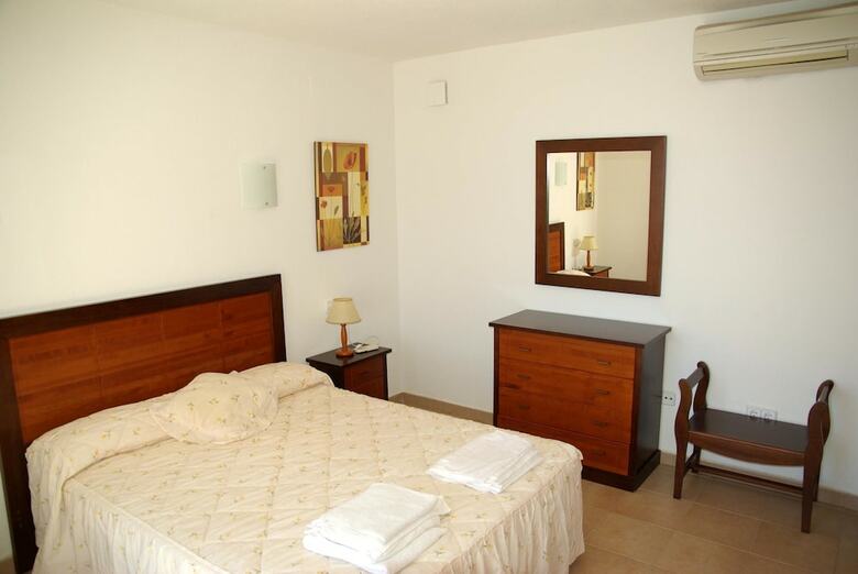 Apartamentos Atico Vistamar - X2113