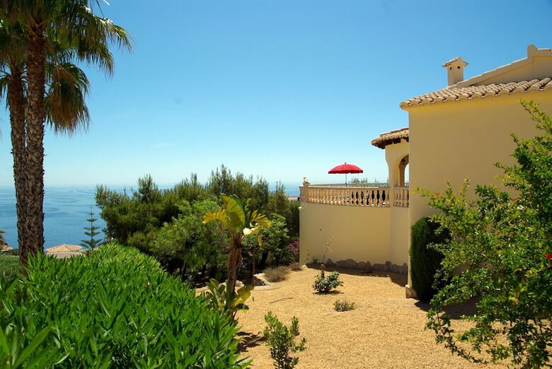 Apartamentos Casa Elena