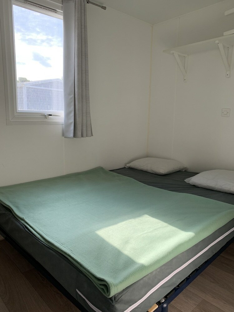 Cabana Chez Paulette 75
