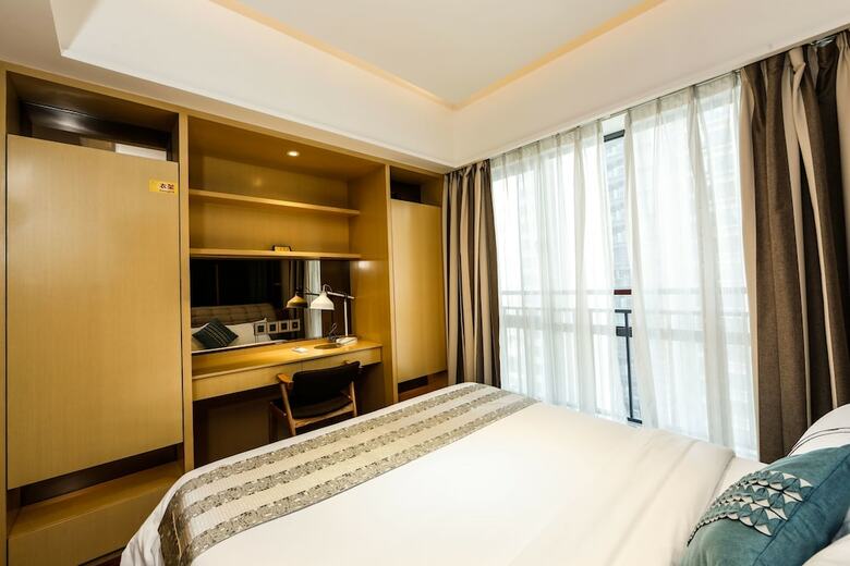 Ruide Apartment Poly Zhongda Branch