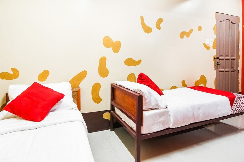 Hotel Oyo 238 Bertlee's Pension Hauz