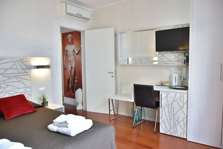 Hotel Conte Ardi Luxury Rooms