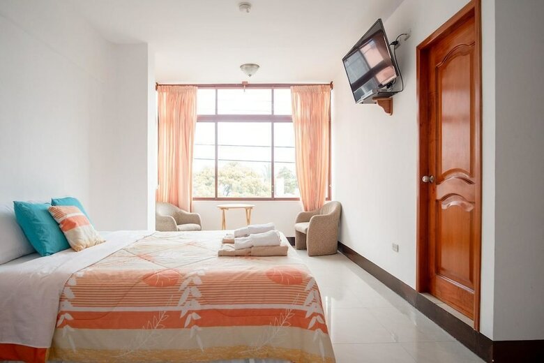 Hotel Hostal Tongo Reef
