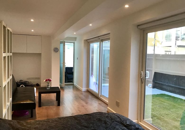Apartamentos Spacious Flat With Private Patio Right By Kings X Station