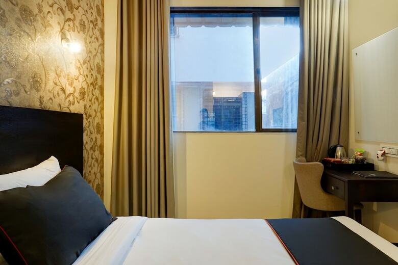 Hotel Collection O 30084 Apmc Market Vashi