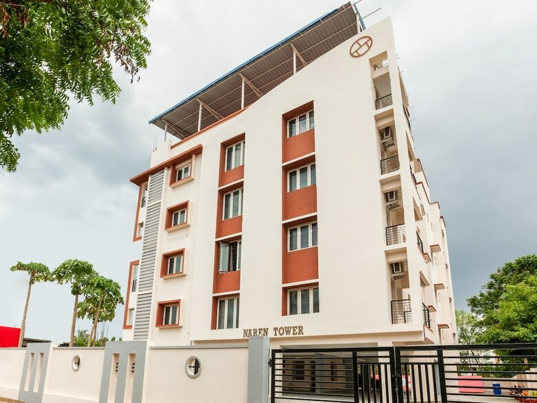 Hotel Oyo 39342 Beehive Inn