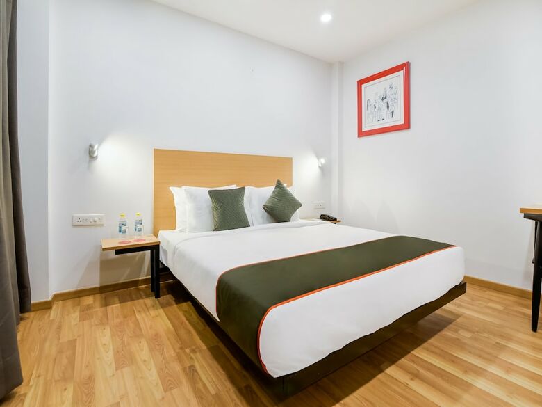 Hotel Oyo Townhouse 094 Bhera Enclave
