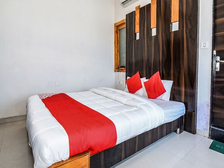 Hotel Oyo 29348 Marwar Heritage