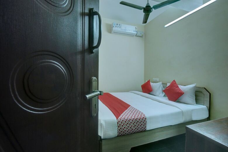 Hotel Oyo Flagship 27691 Snv Garden Main Road