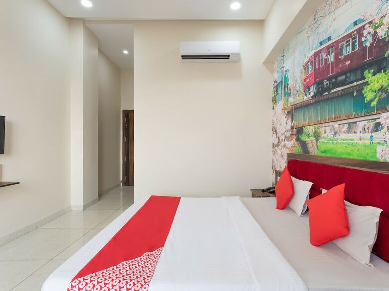 Hotel Oyo 40909 Shiv Palace