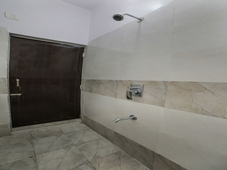 Oyo 30231 Hotel Anshu