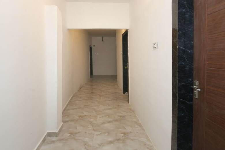 Oyo 26738 Hotel Supreet
